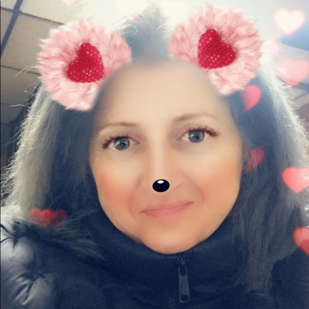 Meet your Posher, Antonella